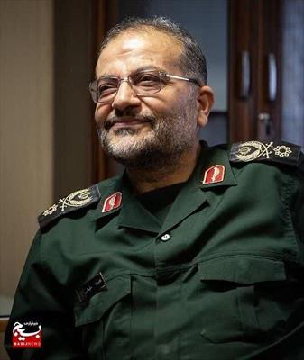 فائزون